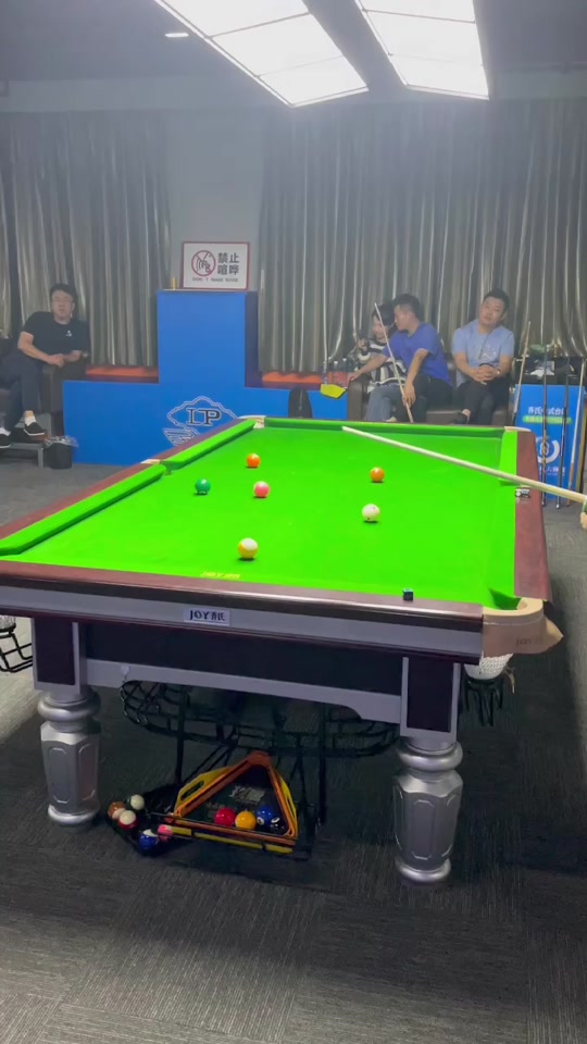 上明显处于 上明显处于